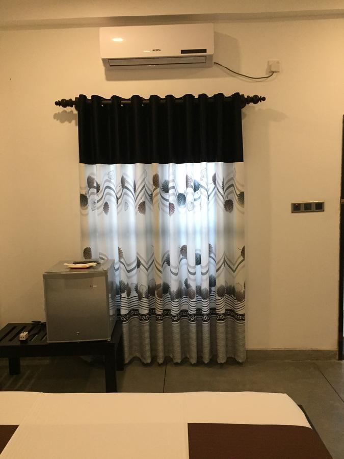 Us Motel Colombo Homagama Exteriér fotografie
